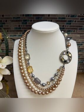 Asymmetrical beaded rhinestone faux pearl necklace